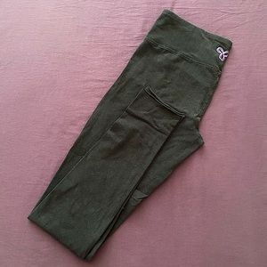 Aritzia TNA Black Leggings